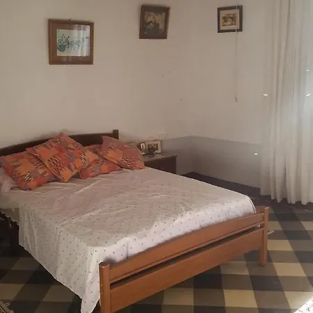 Traditional Townhouse * Jijona